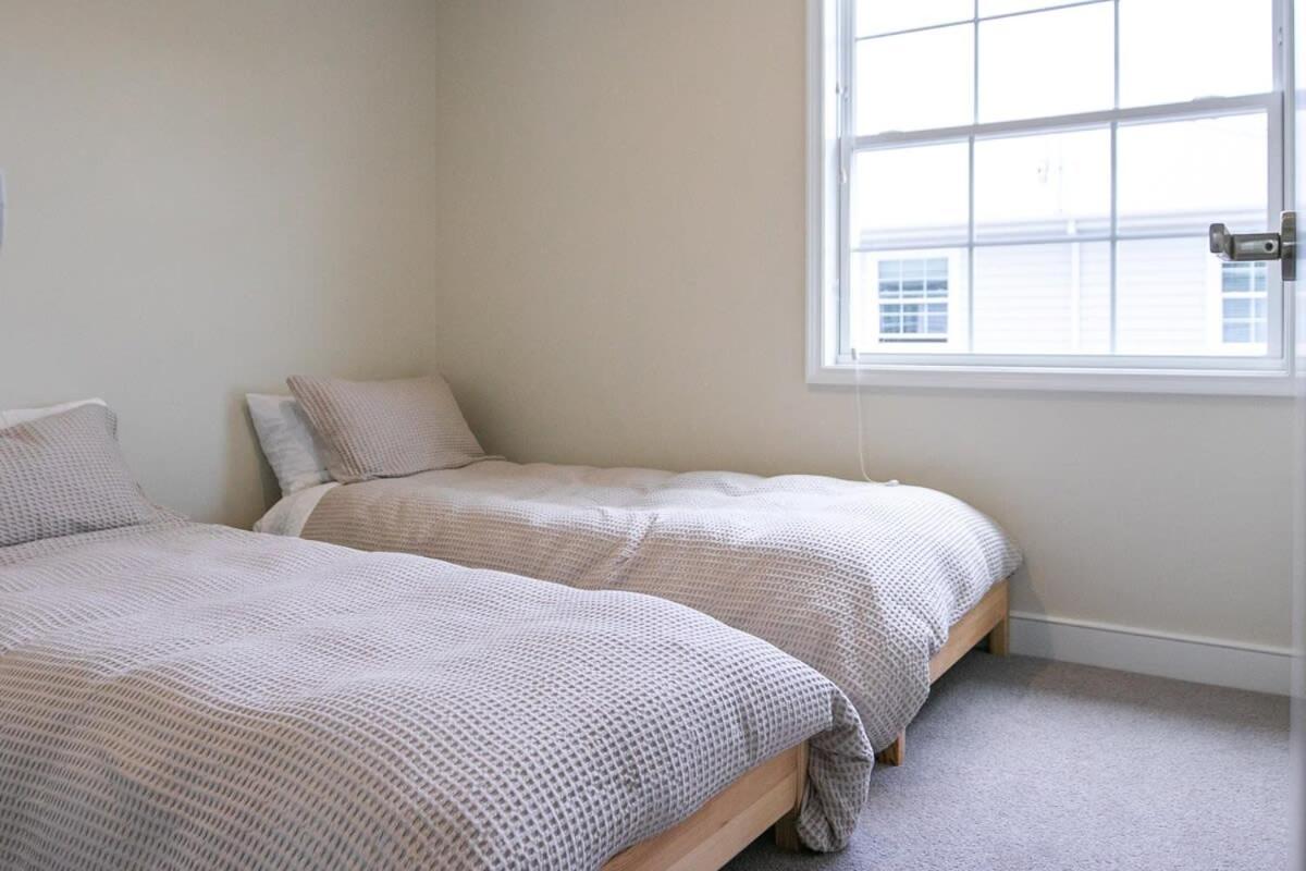 Parkside Heritage Retreat 3-Bedroom Terrace Charm Christchurch Esterno foto
