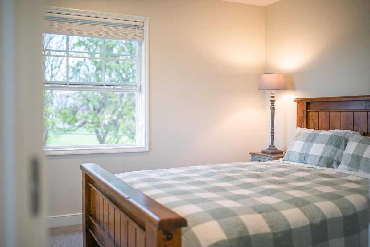 Parkside Heritage Retreat 3-Bedroom Terrace Charm Christchurch Esterno foto