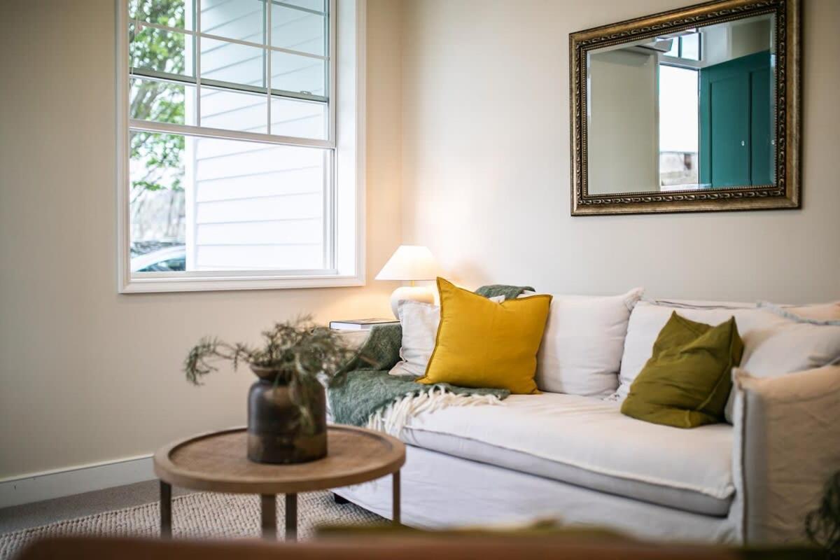 Parkside Heritage Retreat 3-Bedroom Terrace Charm Christchurch Esterno foto